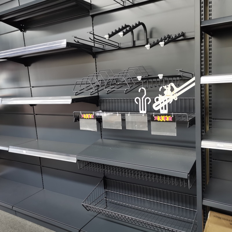 Retail Shelving – Wall-Mounted Shelving