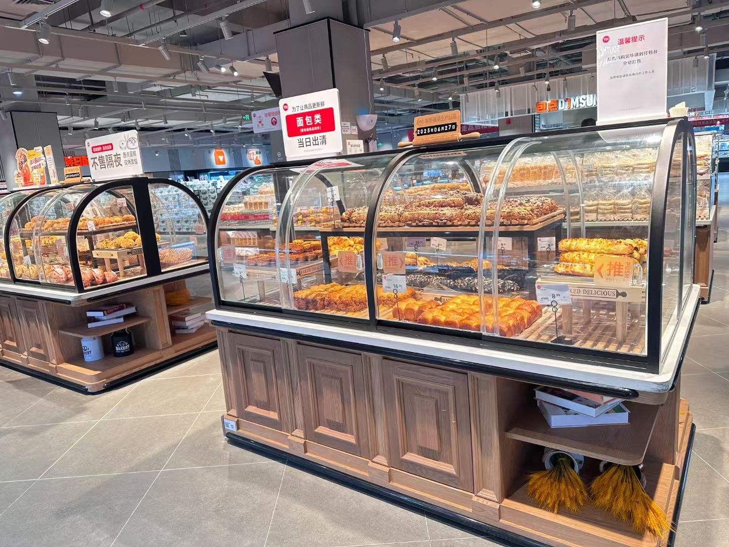 Bread Display Cabinets