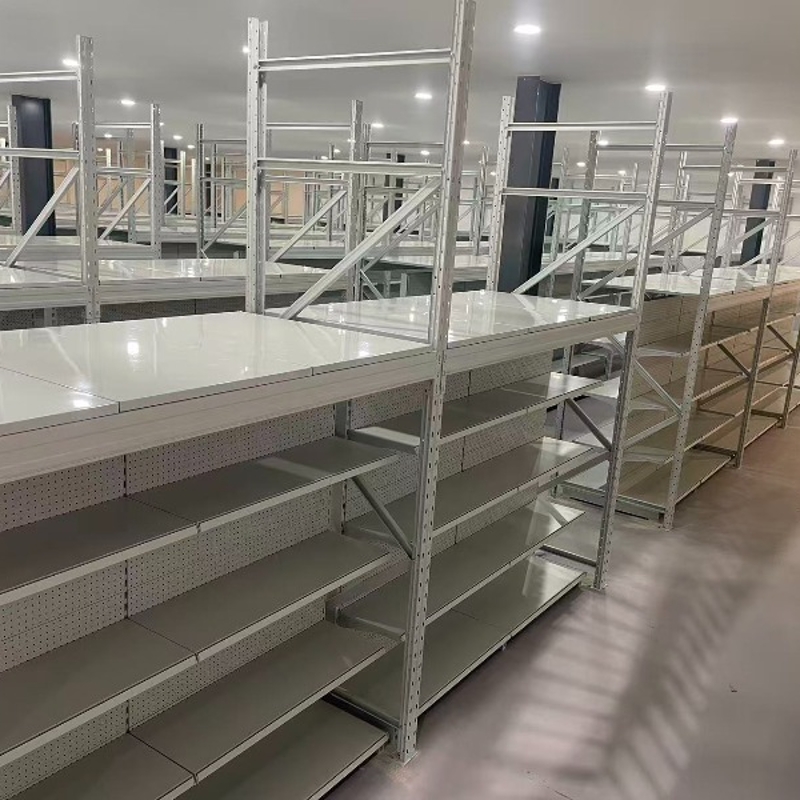 Warehouse-style supermarket shelving / Heavy-duty display shelving for membership stores